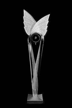 ELVINO MOTTI - BUTTERFLY 4 - 2018 - Metacrilato - 50x16x172h.jpg